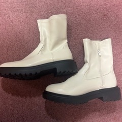 [美品] 新宿中央線　GU 靴/バッグ 靴 ブーツXL