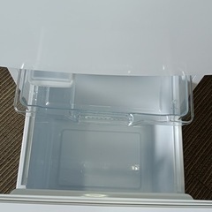☆F1487【高年式2021年製】ハイセンス 冷蔵庫 AT-RF150-WH