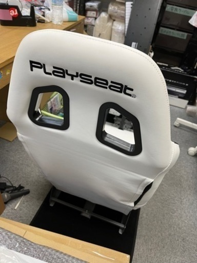 プレイシート　エボリューション　Playseat　 Evolution ホワイト