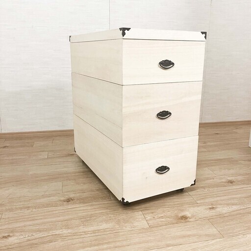 未使用新品アウトレット 総桐雛人形ケース 3段浅深深 押し入れ 桐衣装ケース 桐箱 クローゼット 五月人形 キャスター付 タンス 衣装箱