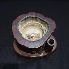 ずっしりとした重厚感 天然木 瘤 切り株 火鉢 木製 レトロ 工芸品 骨董品 ずっしりとした重厚感 天然木 瘤 切り株 火鉢 木製 レトロ 工芸品 骨董品