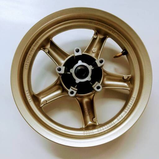 シグナスX 1型 2型 3型 ◇ 純正 アルミホイール 前後セット◇ 新車外し 美品 ◇ シャンパンゴールド ◇ シグナスX 1型 2型 3型 ◇ 純正 アルミホイール 前後セット◇ 新車