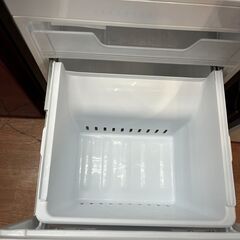 リサイクルショップどりーむ天保山店　No12113　冷蔵庫　TOSHIBA　2021年製　153L　オシャレブラック　配達設置可能