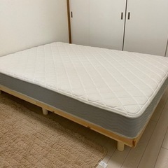 【決まりました】ニトリ ダブルサイズ ベッド(枠+マットレス)