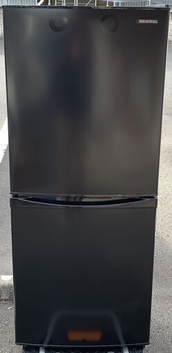 美品 アイリスオーヤマ ノンフロン 冷凍 冷蔵庫 IRSD-14A-B 2022年製 142L ブラック 直冷式 省エネ 右開き IRIS OHYAMA 【千葉】