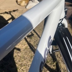 クロスバイク BRIGGS(ブリッグス)700C アルミフレーム シマノ6段変速