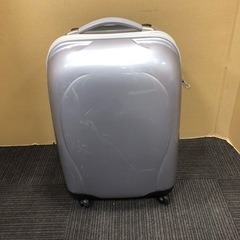 【中古品】キャリーケース スーツケース　4輪 動作確認済み