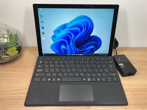 美品・SIMモデル〉05007 Microsoft Surface Pro5 第7世代  8GB/256GB i5 Office2021 Windows11