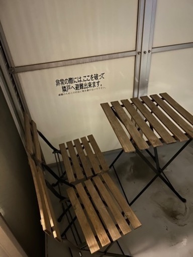 ベランダ　机　　椅子