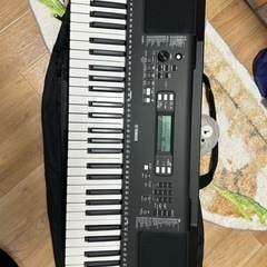 電子ピアノPSR-E373ヤマハペダル付きシンセサイザー