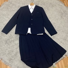 【ネット決済・配送可】学生服/ファッション スーツ レディース