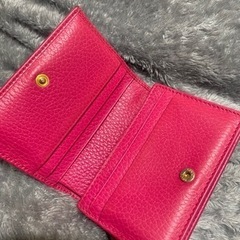 🩵GUCCI  二つ折り財布 ピンク 美品🩵