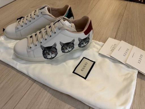 GUCCIレディーススニーカー