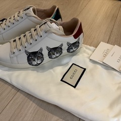 GUCCIレディーススニーカー