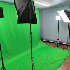 撮影、編集など動画制作専用新事務所で演者、リポーター、編集…