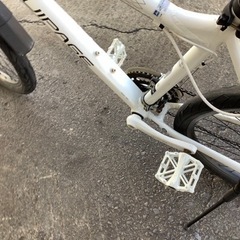 360  EQULPAGE  BROOKLYN26インチホワイトアルミボディー