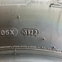 プラド　（新車外し）　265/65R17 タイヤ4本セット