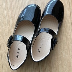 【新品】女の子22センチフォーマル靴　　