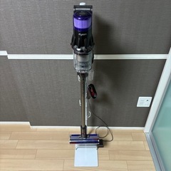 【再値下げ中】縦型クリーナー　ダイソン　Dyson 