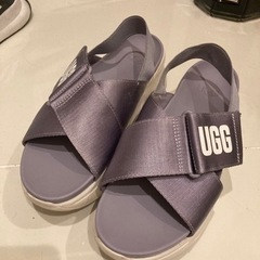 UGG LA BREEZE 厚底スポーツサンダル　靴/バッグ 靴...