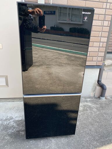 【糸島市限定 送料無料】プラズマクラスター採用 高品質ガラスドア どっちもドア 定価¥66,000円 SHARP シャープ 137L冷蔵庫 SJ-GD14F 2020年製