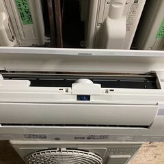 K05199　中古エアコン 日立 2017年製 主に6畳用 冷房能力 2.2KW / 暖房能力 2.5KW