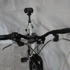 GRAPHIS （グラフィス）クロスバイク　管理NO.20240320-4