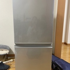 決定しました使用期間3年 家電 キッチン家電 冷蔵庫 シルバー ...