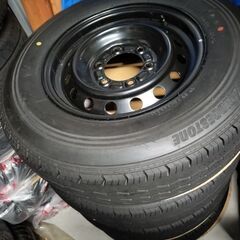 ハイエース純正タイヤ新車外し ハイエース 新車外し 純正タイヤ