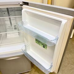  16490  Panasonic 一人暮らし2D冷蔵庫 2017年製 138L ◆大阪市内・東大阪市他 5,000円以上ご購入で無料配達いたします！◆ ※京都・高槻・枚方方面◆神戸・西宮・尼崎方面◆奈良方面、大阪南部方面　それぞれ条件付き無料配送あり！            