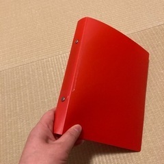 決まりました❗️手のひらサイズのファイル赤　　　