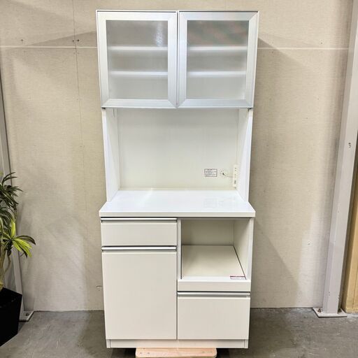 W 16463  NITORI 2枚ガラスキッチンボード　食器棚 幅80cm   ◆大阪市内・東大阪市他 5,000円以上ご購入で無料配達いたします！◆ ※京都・高槻・枚方方面◆神戸・西宮・尼崎方面◆奈良方面、大阪南部方面　それぞれ条件付き無料配送あり！