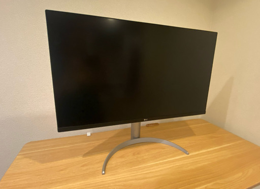 LG モニター ディスプレイ 32UP550N-W 31.5インチ/4K/VA/アンチグレア/HDR/USB Type-C,HDMI×2,DisplayPort/スピーカー/FreeSync/ブルーライト低減、フリッカーセーフ/ピボット、高さ調節
