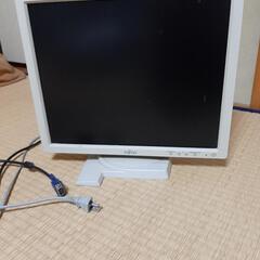 17インチ液晶モニター　富士通