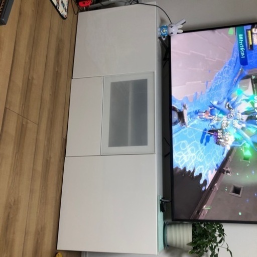 急募集IKEAテレビ台