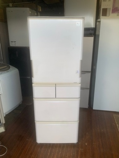 福岡市内配送設置無料　シャープ SHARP SJ-PW38Y-C [冷蔵庫 384L 5ドア ベージュ系]