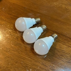 アイリスオーヤマ　LED電球 E17   3個　電球色　調光器対...