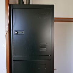 ロッカー　黒　ブラック　４段　ラクラク収納　軽量　