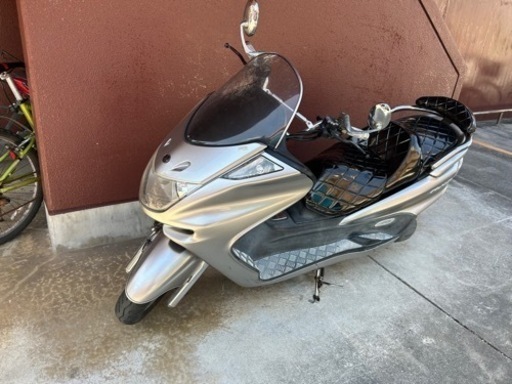 マジェスティC250シルバー