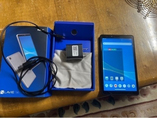 NEC タブレット　LAVIE