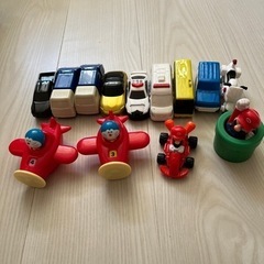 🚗おもちゃ ミニカー　ハッピーセット　トミカ　マリオ　ドラえもん