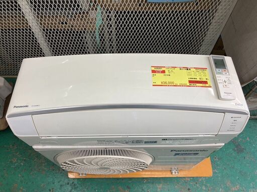K05201　パナソニック　2018年製　中古エアコン　主に14畳用　冷房能力　4.0KW ／ 暖房能力　5.0KW