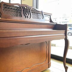 オシャレ！屋根斜め開閉式の家具調モデル カワイKL11KF