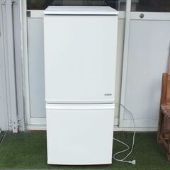 シャープ 冷凍冷蔵庫 SJ-C14Y-W 137L 2013年製