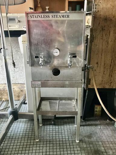 理容室　日鈑工業株タオルスチーマー都市ガスタイプ