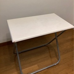 折りたたみ　テーブル　机　ホワイト