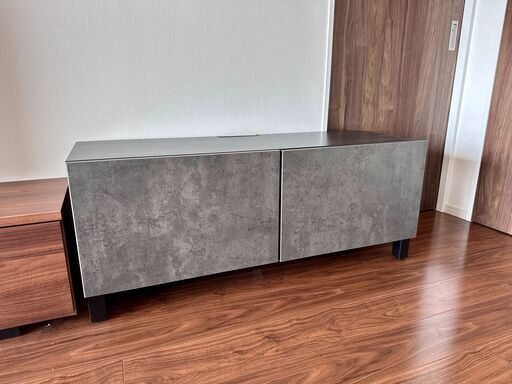 IKEA TVスタンド BESTÅ  新品状況