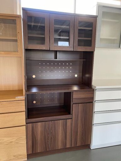 キッチンボード　ブラウン