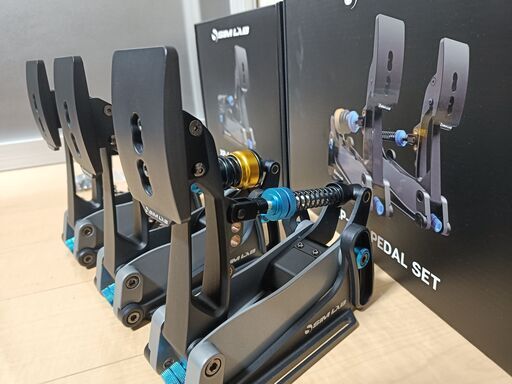 SimLab XP1シミュレータのペダル