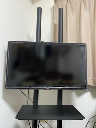 TCLテレビ＋テレビ台付き
